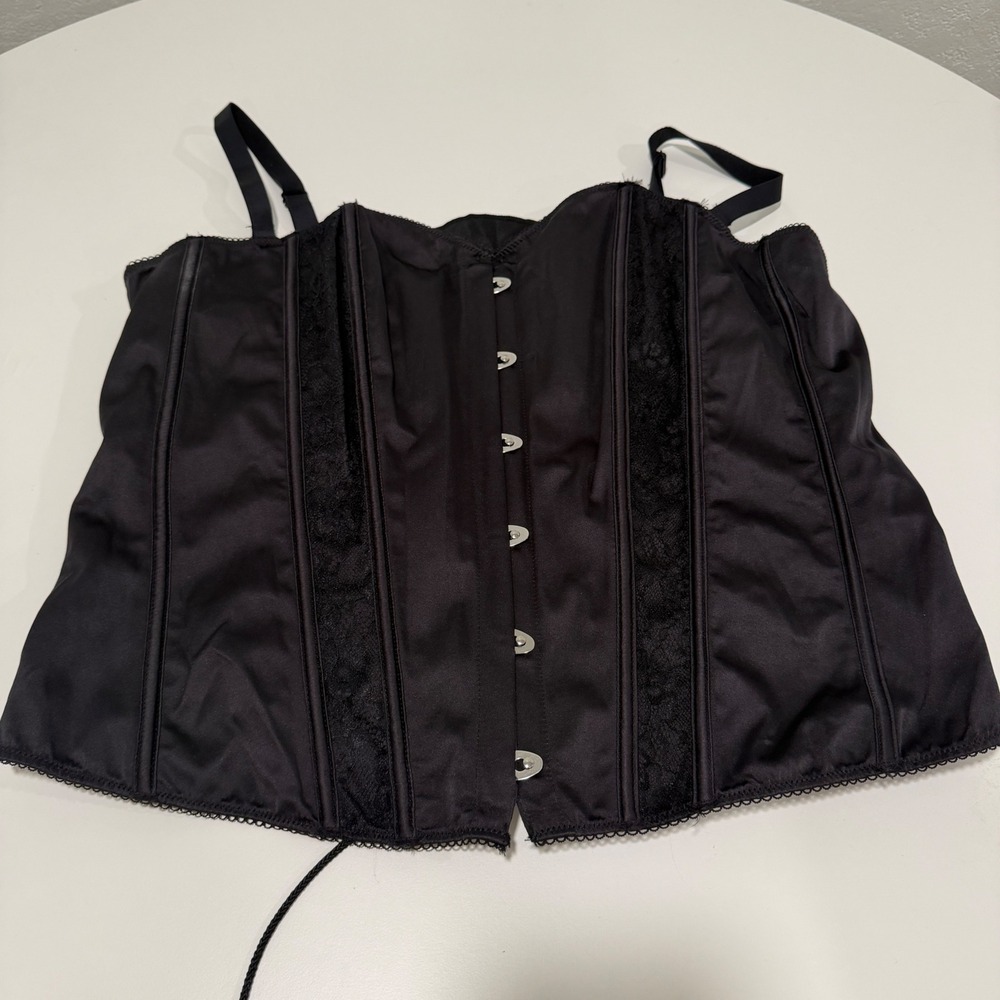Torrid Curve Black Satin Lace Trim Corset Top Boned Lace Up Back 11812567 Size 2